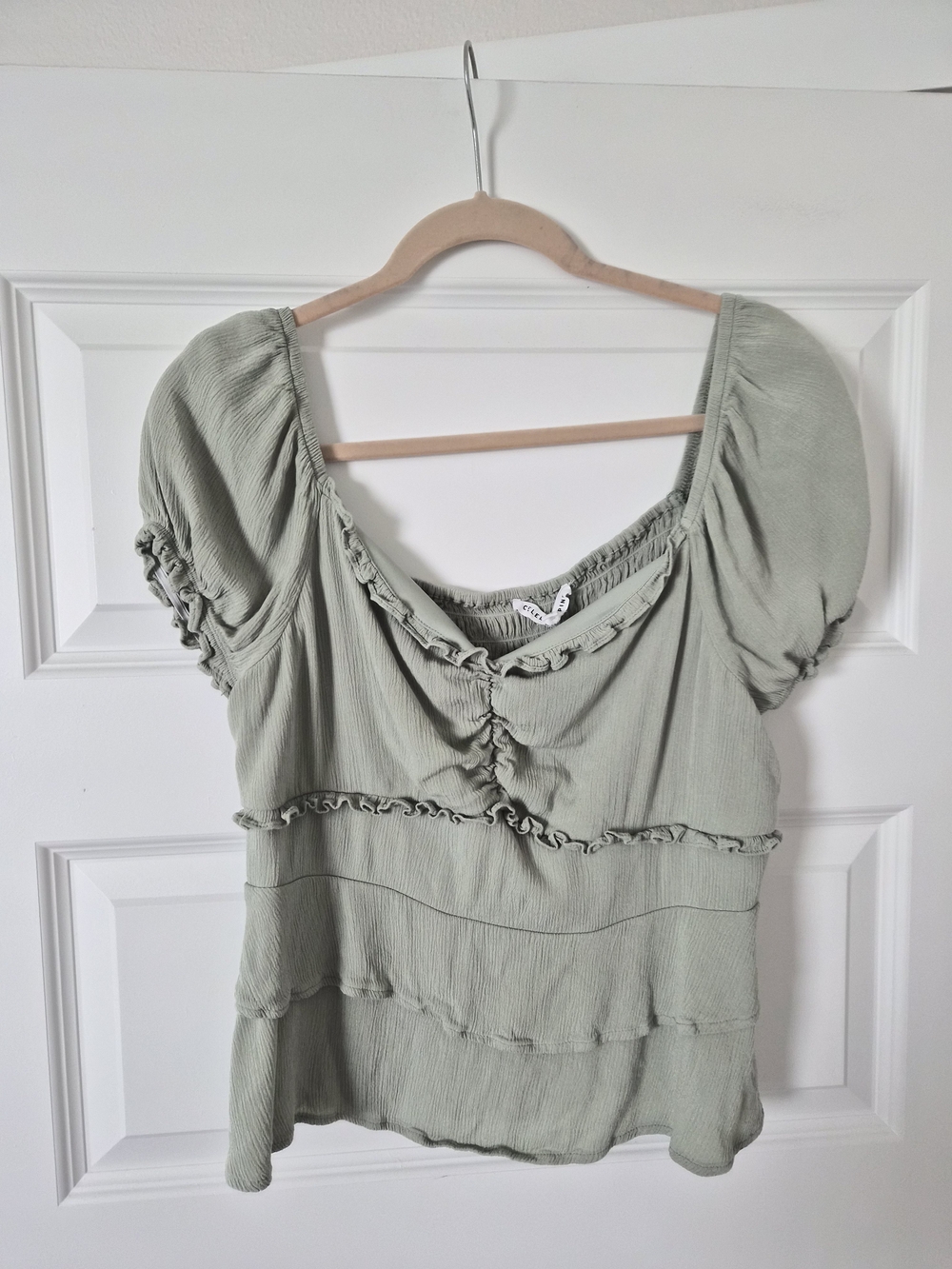Celebrity Pink Sage Puff-Sleeve Scoop Neck Top